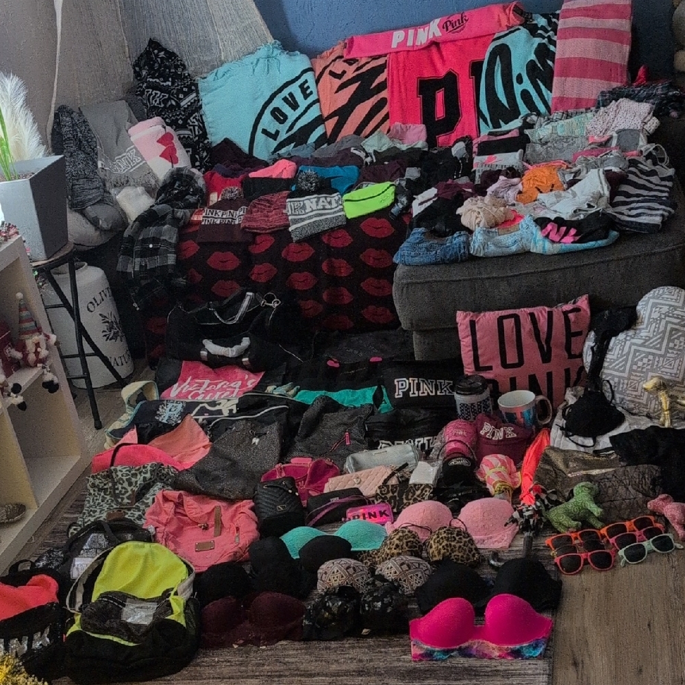 Massive VS/Pink Lot